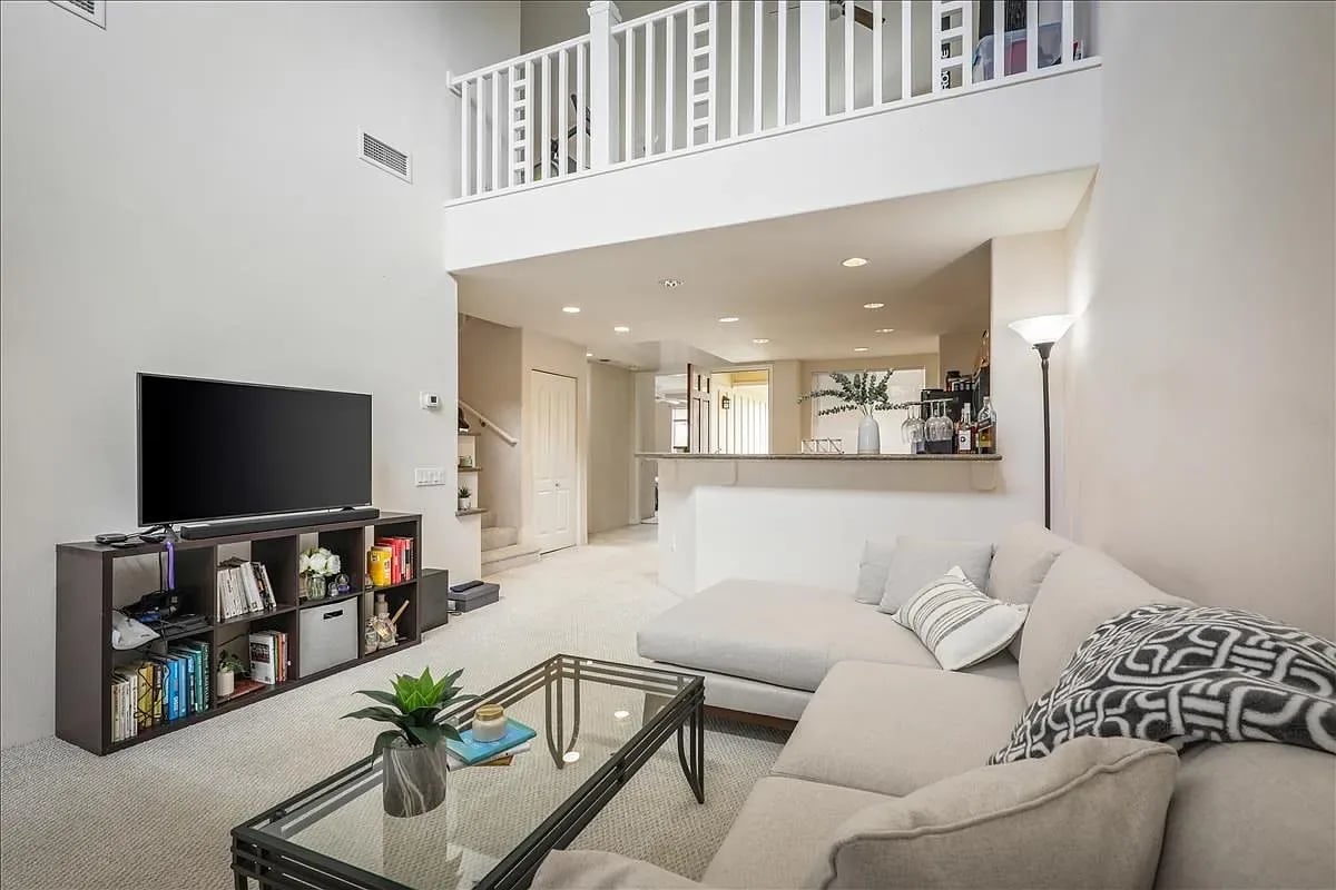 75-5919 ALII DR APT C23