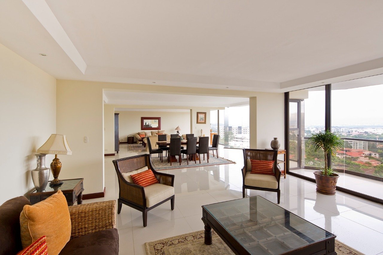 Spacious Mountain View Condo, Escazu, San Jose