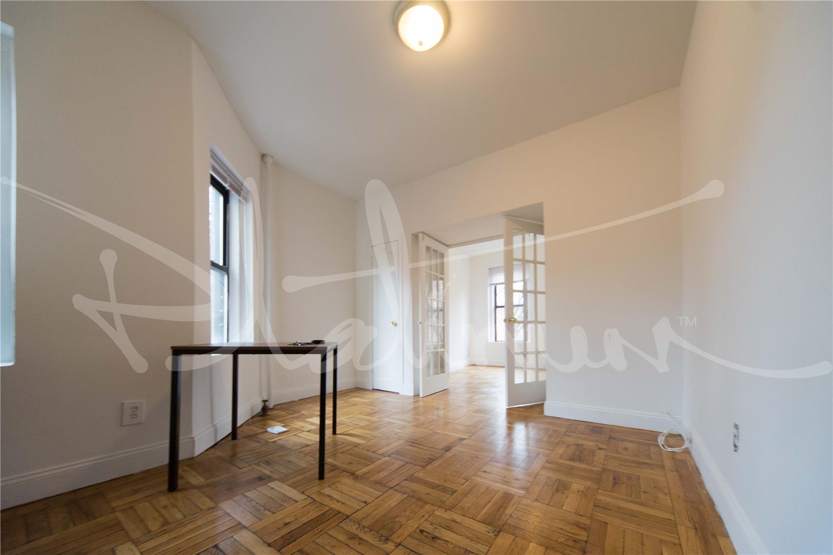 715 East 5th Street, Apt 3-D