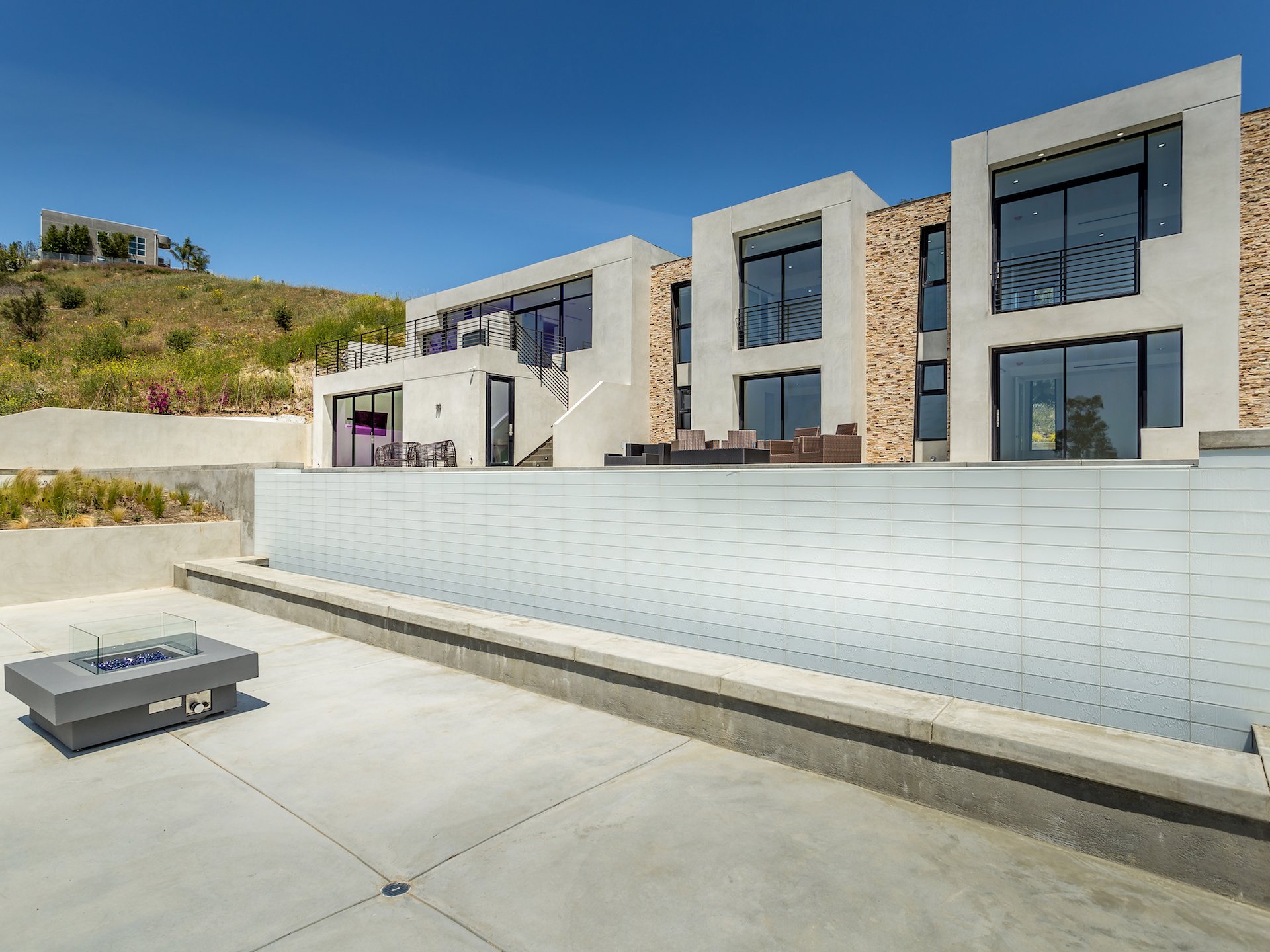 5 Wrangler Ln