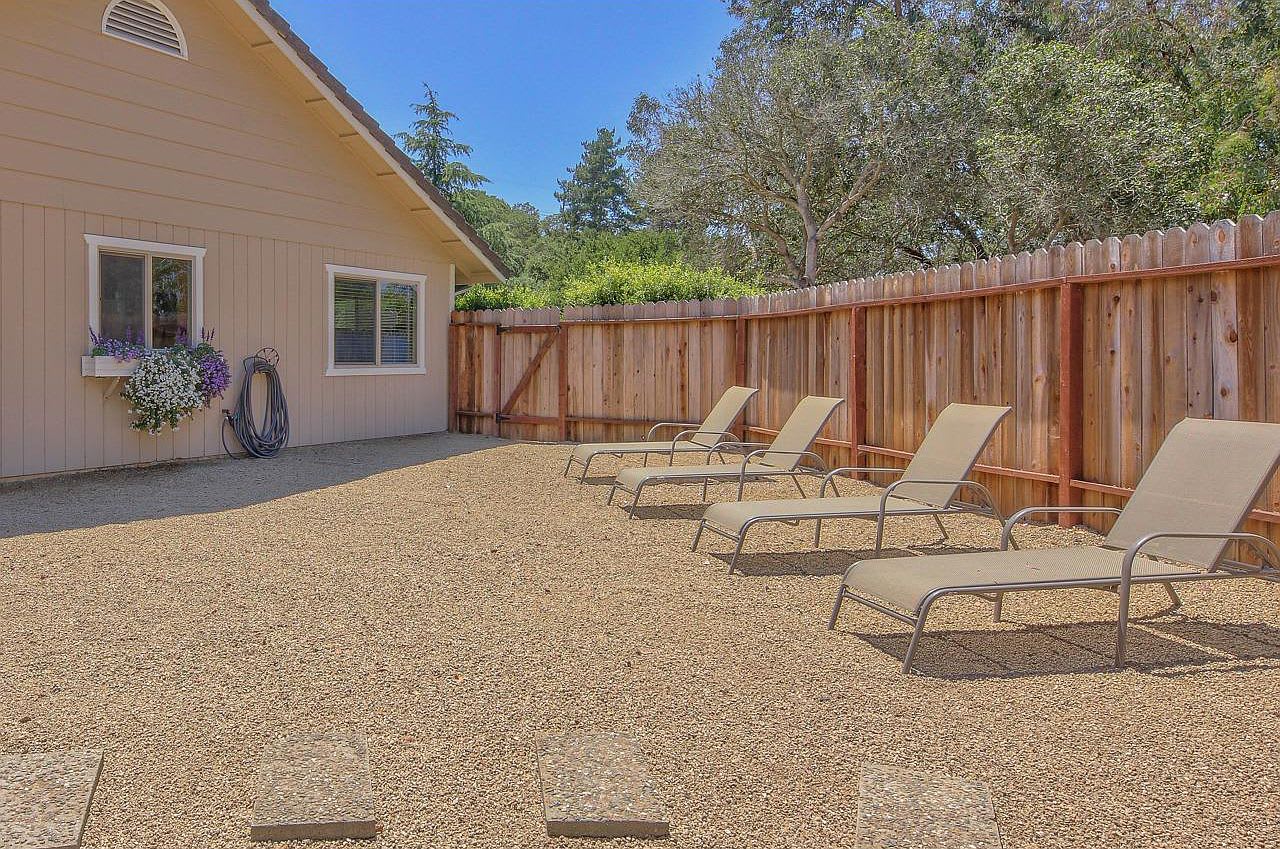 19033 Beatrice Dr