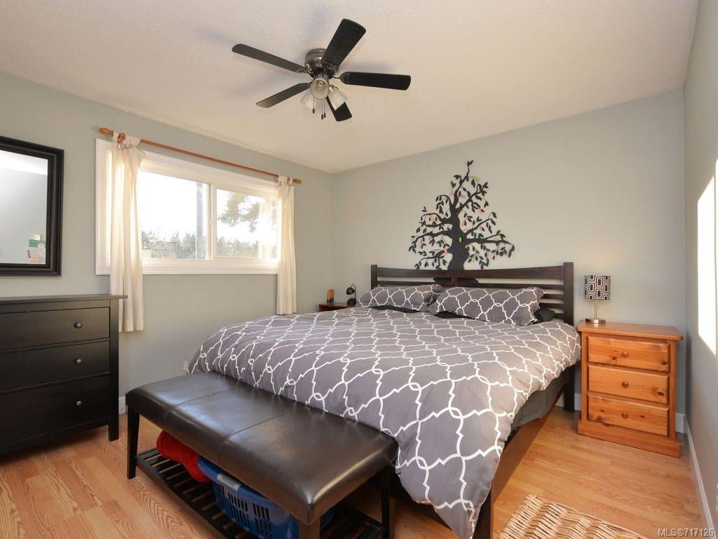 382 Selica Rd, Langford