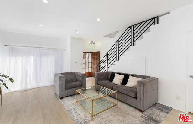 822 Victor Ave Apt 18