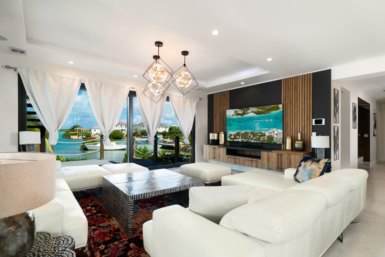 Horizon Beachfront Villa