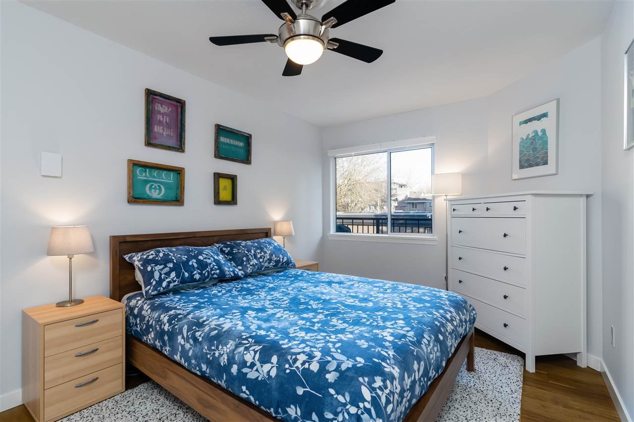 317-555 W 14th Ave