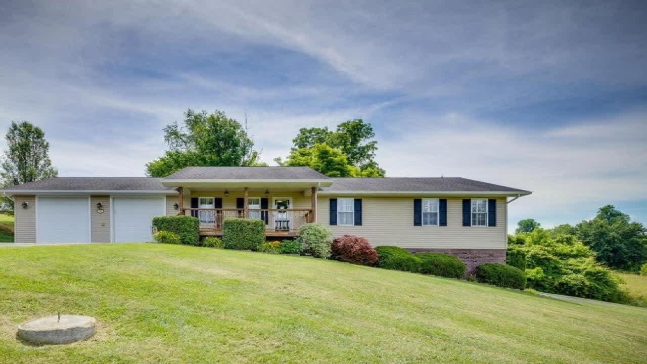 104 Delmer Salts Road, Gray, TN Presented by Kristi Bailey.