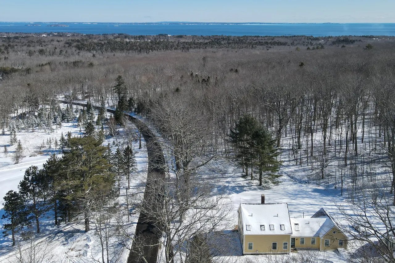 Home for Sale – 220 Beech Hill Road, Rockport Maine – $640,000