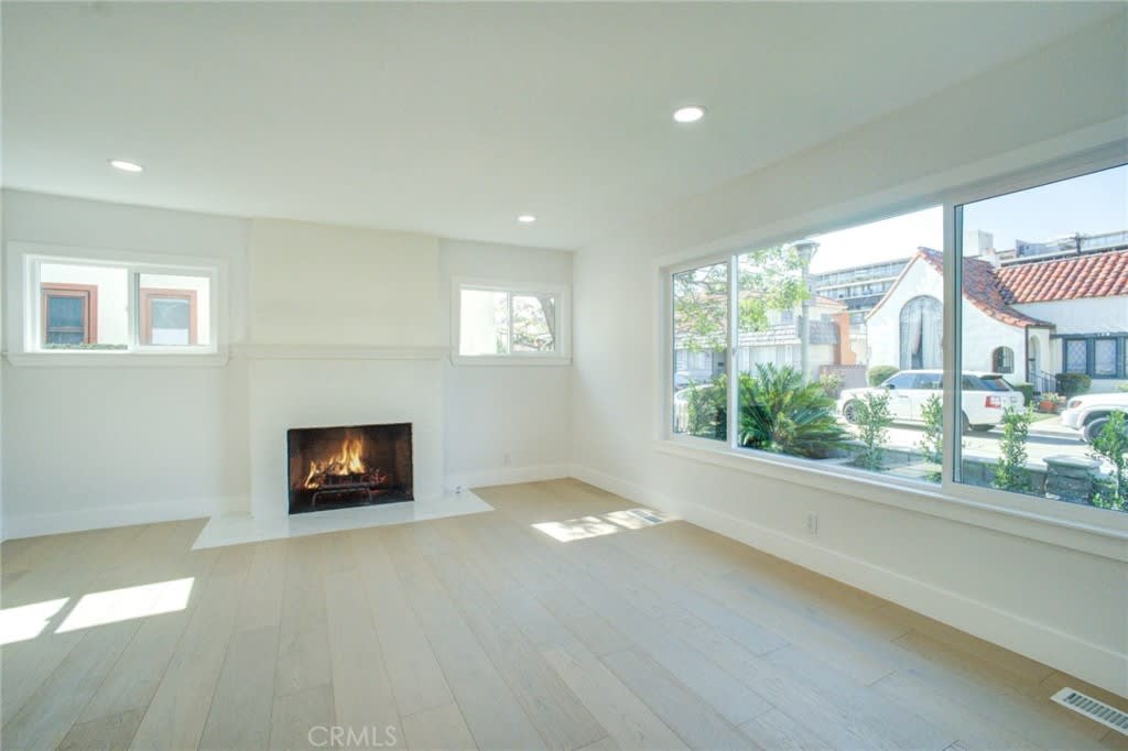 Represented Buyers: 10.7% below asking