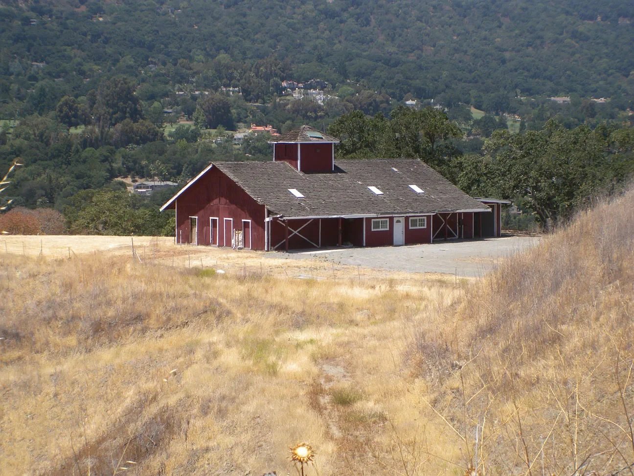 255 Happy Valley Rd