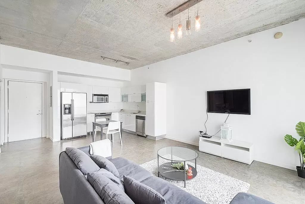 133 NE 2nd Ave, # 2708