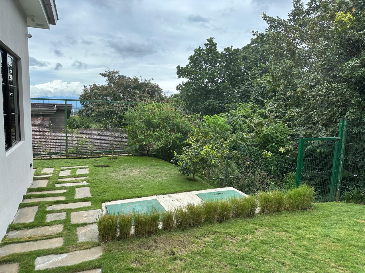 Single Level Gated Home, Ciudad Colon, San Jose