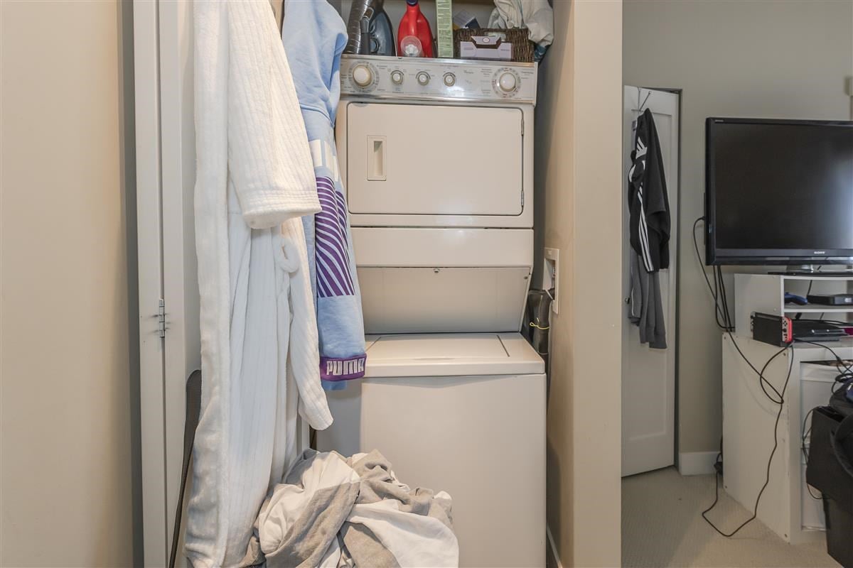 168-7388 Macpherson Ave