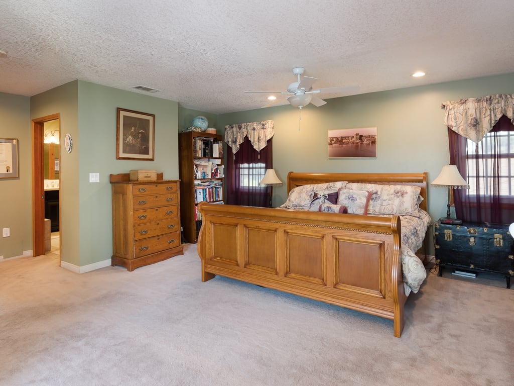948 Loma Vista St