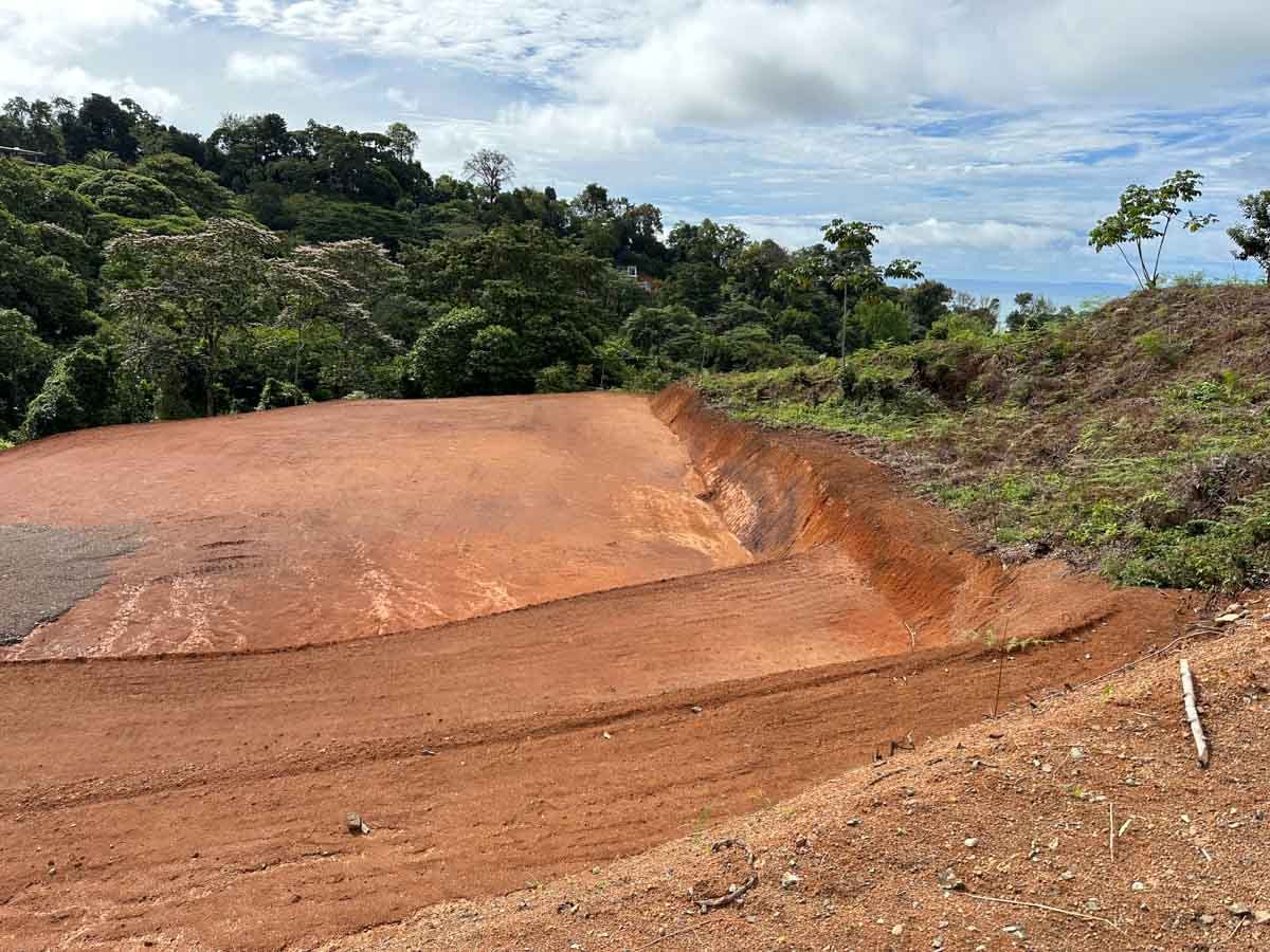 Ocean view, immaculately prepared, jungle and river lot in Ojochal. Ready To Build!.