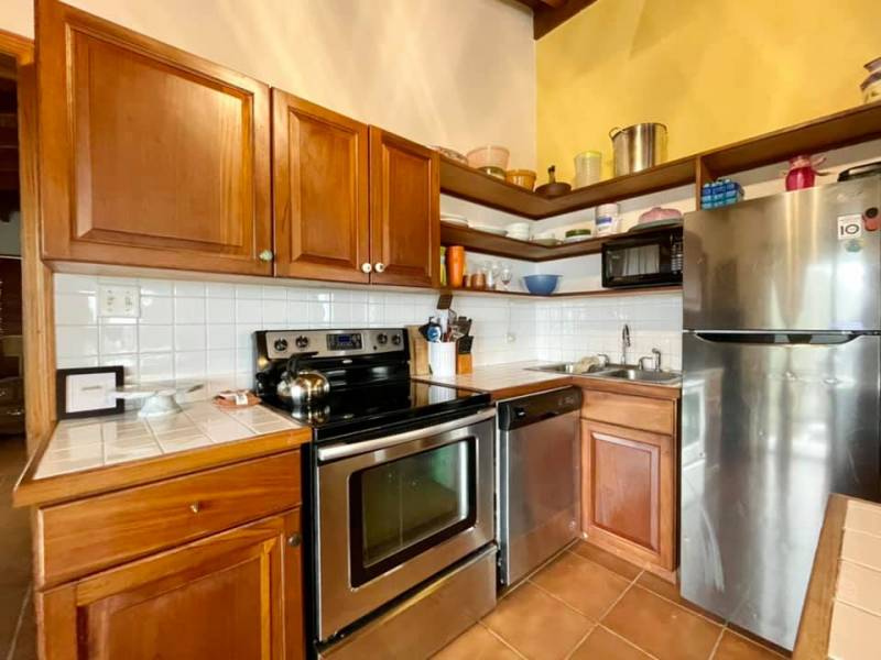 587 Lambert Beach Villa 3 Bed