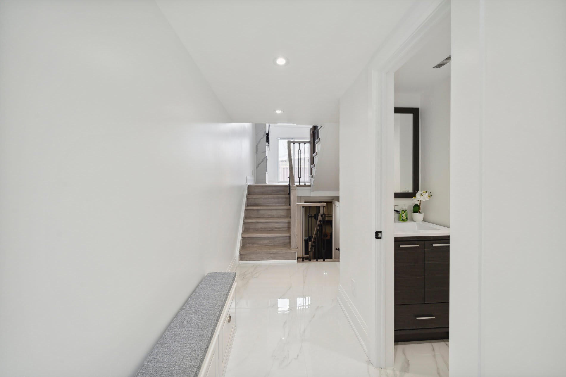 40-4165 Fieldgate Dr