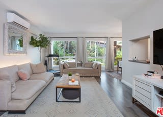 1411 N Hayworth Ave #1