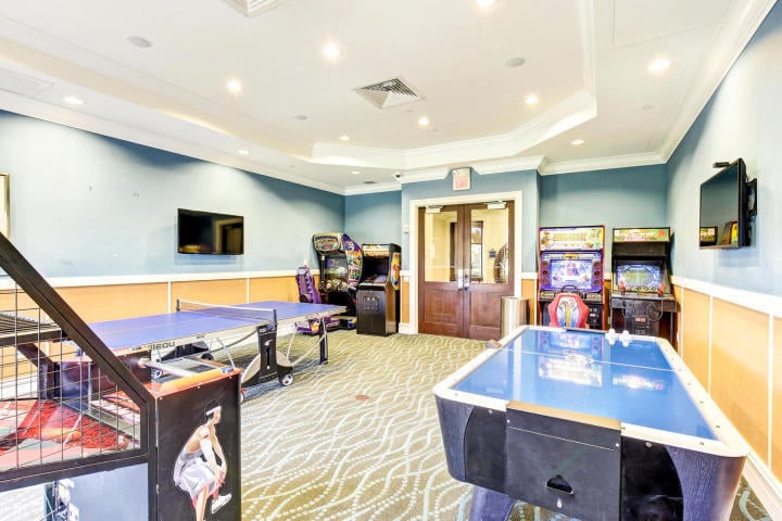 8486 Hawks Gully Ave