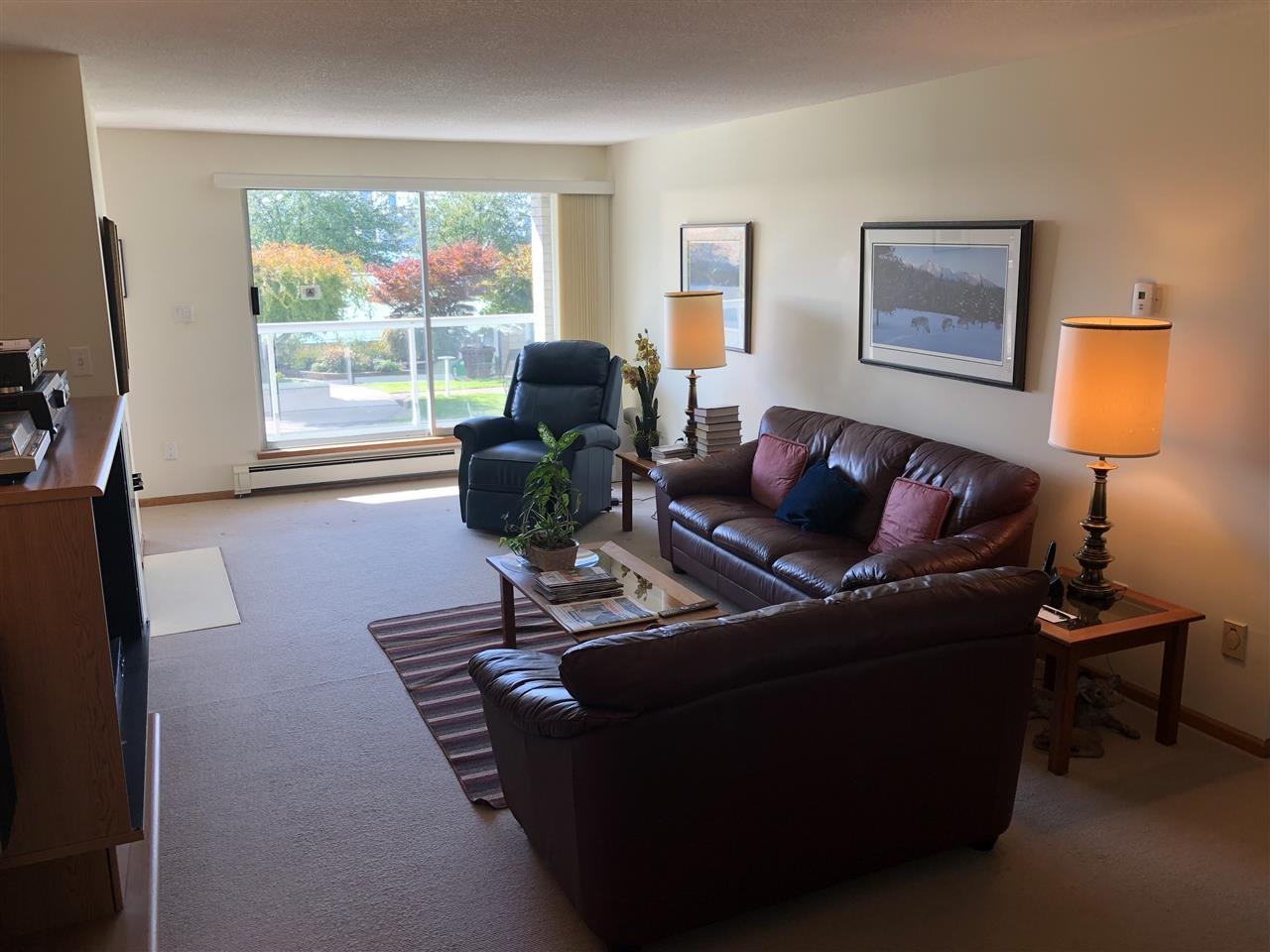 2203-33 Chesterfield Pl