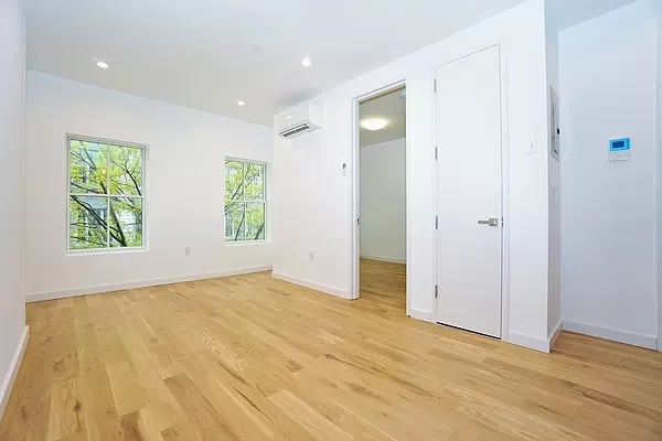 111 South 4th Street Unit: 3FF