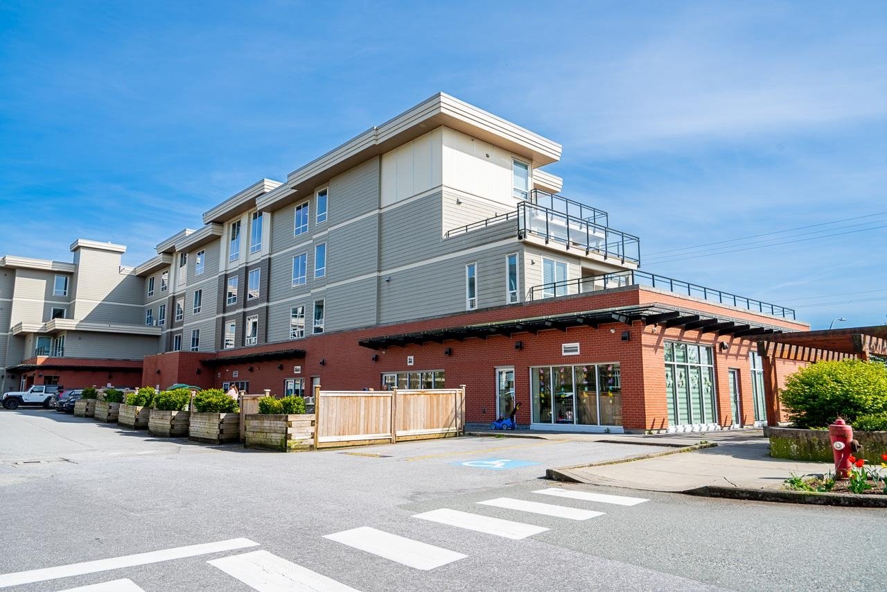F104-20211 66 Ave