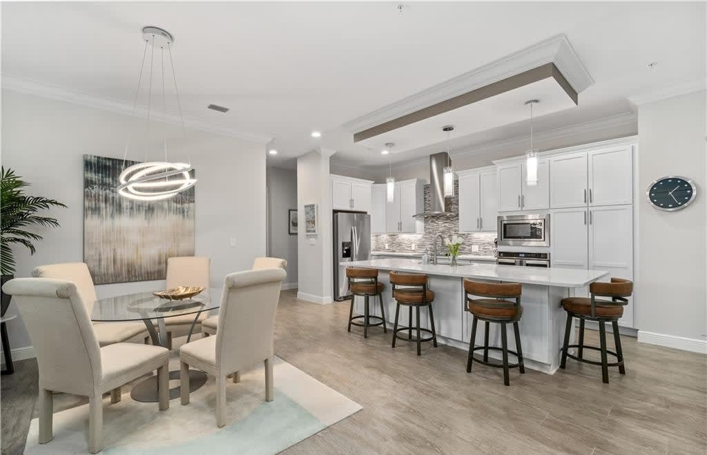 21530 Strada Nuova Cir #210