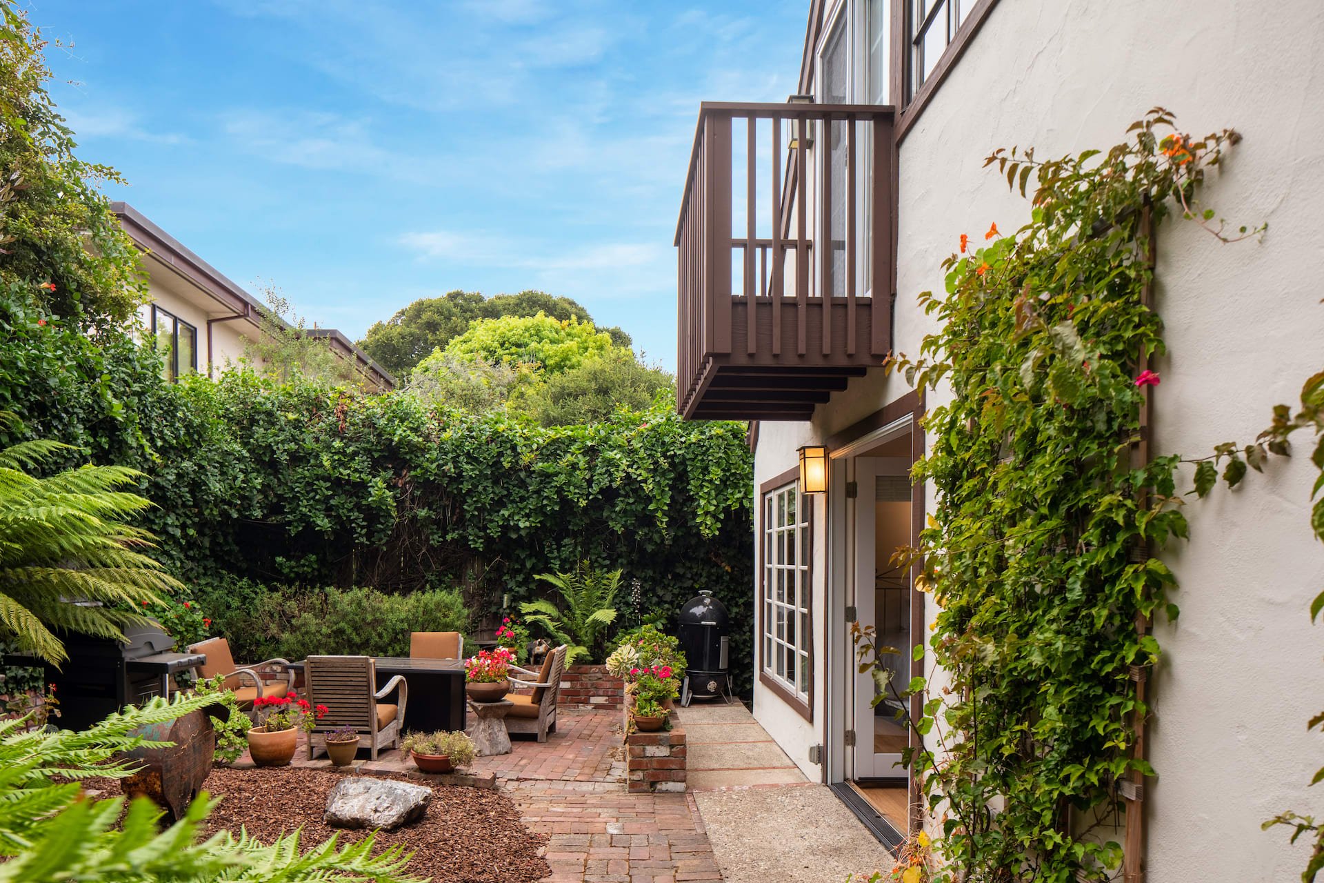 Charming Carmel Cottage - 26246 Carmelo