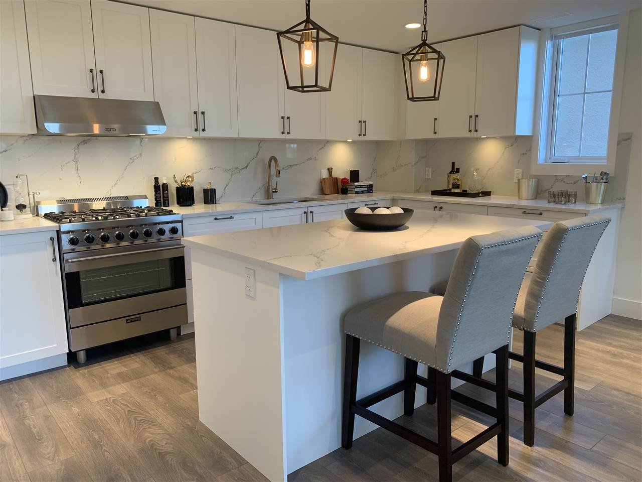 451 W 63rd Ave
