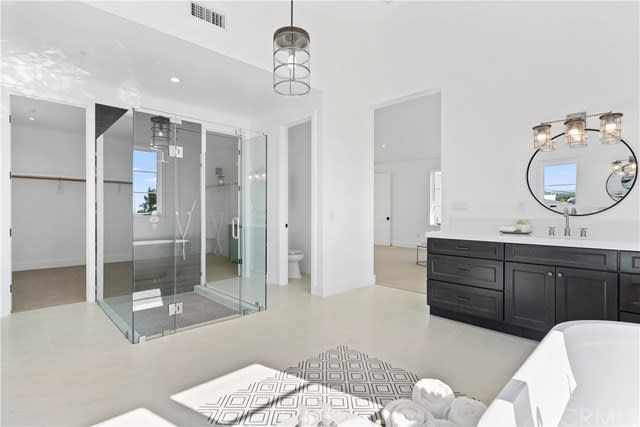 417 Holmwood, Newport Beach