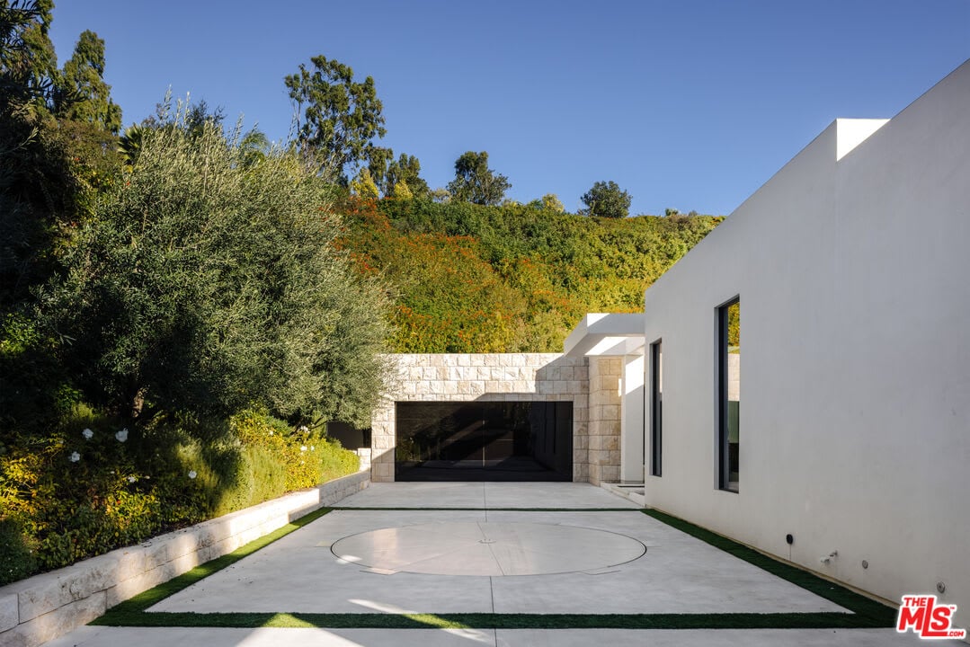 Estate Estate