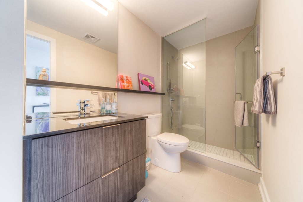 FOREST HILL CORNER SUITE