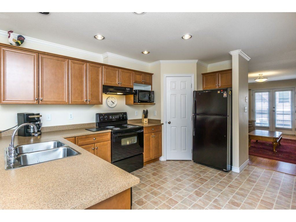 37-7475 Garnet Dr