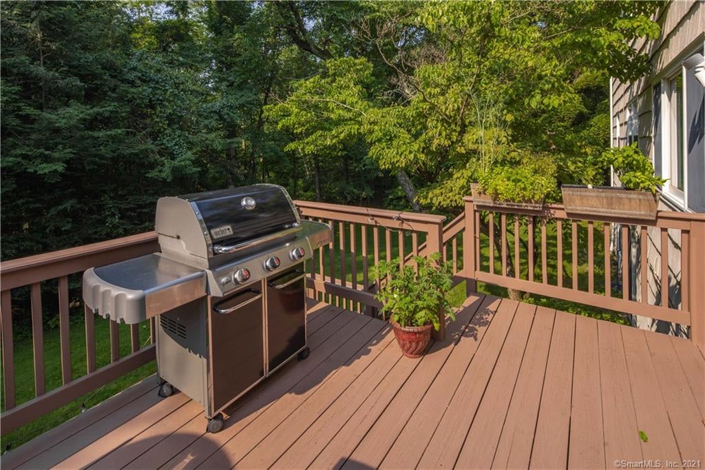 102 Briar Brae Rd