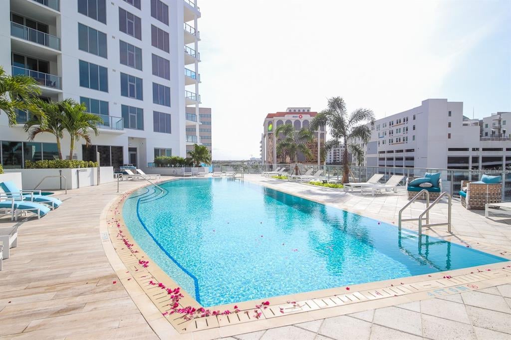 111 S Pineapple Ave Unit 812