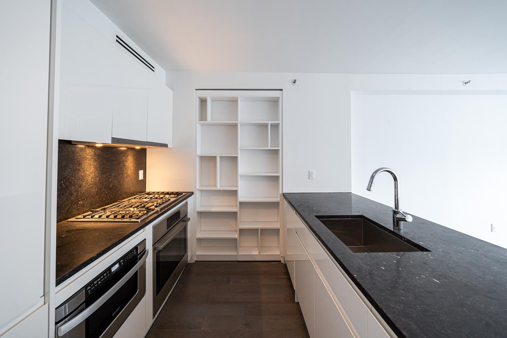 385 First Avenue, Apt 16-B