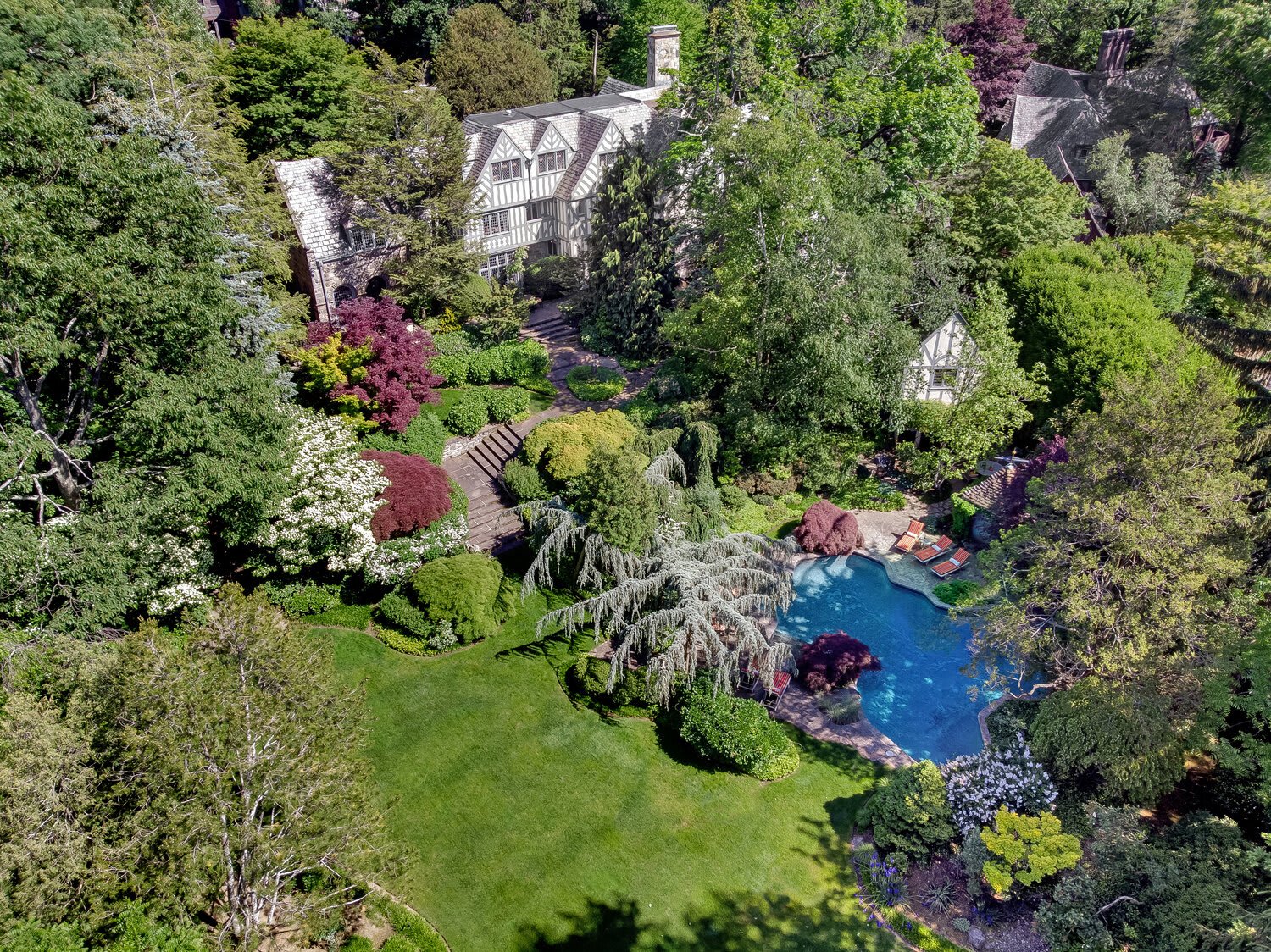 REAL ESTATE, BRONXVILLE, AND THE PRIZED 5 ELM ROCK ROAD WITH SHEILA STOLTZ