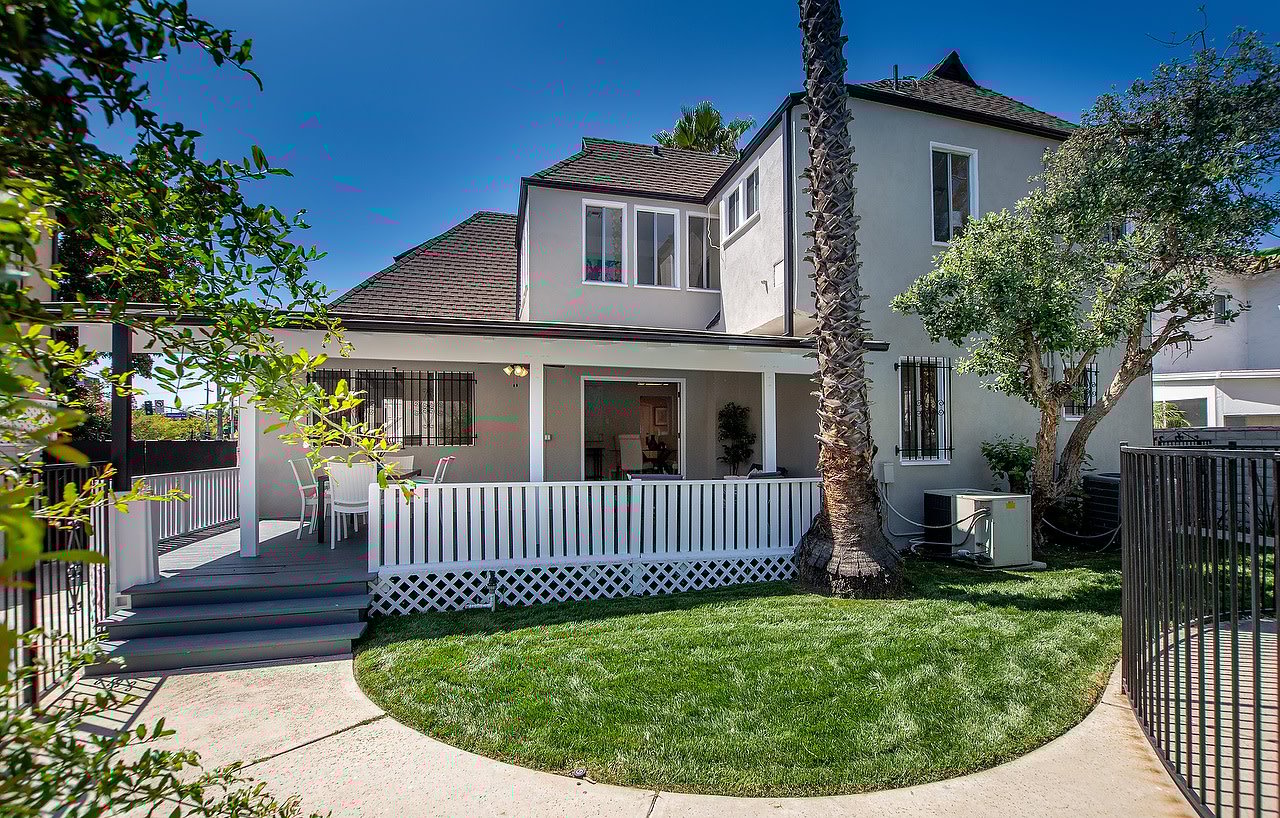 458 S Highland Avenue