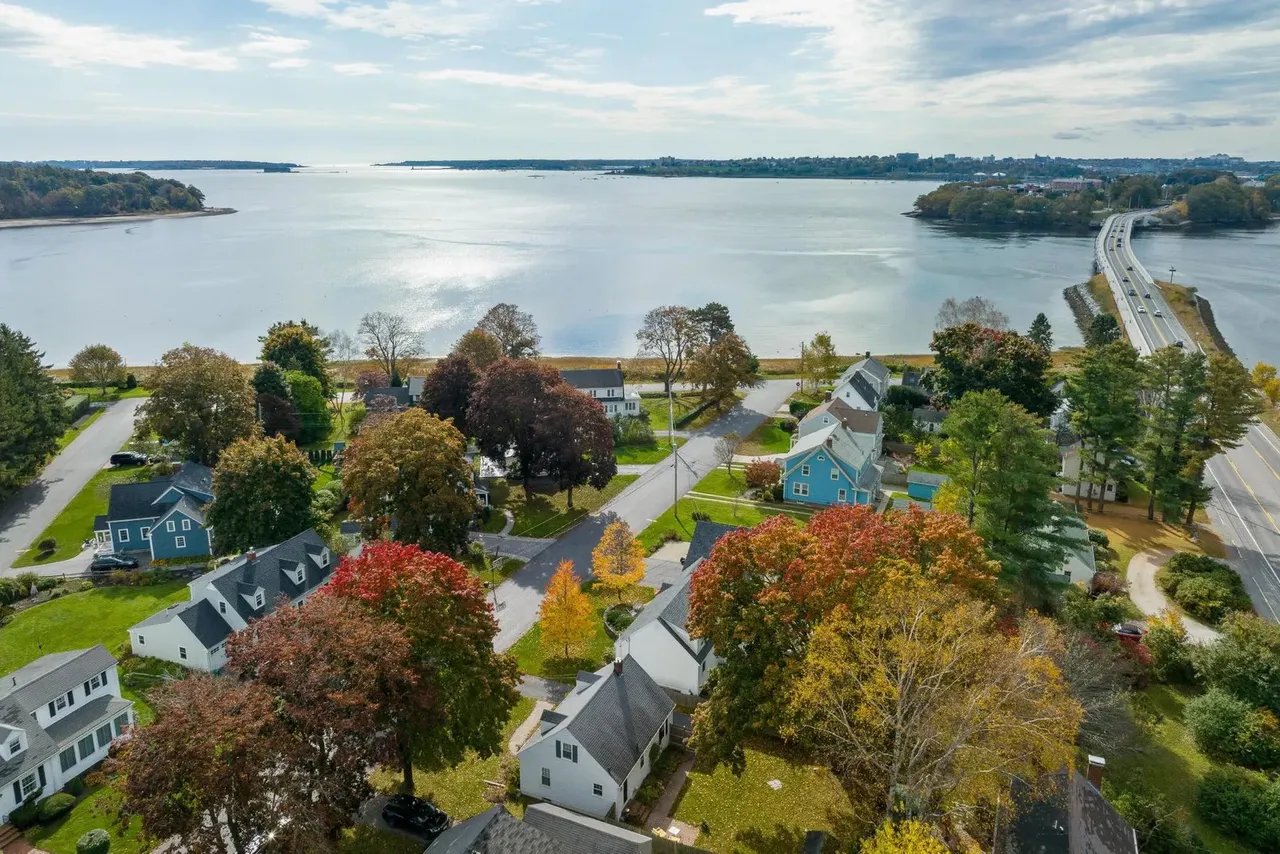 New Listing! 14 Just-a-mere Road, Falmouth, ME 04105 – $799,000