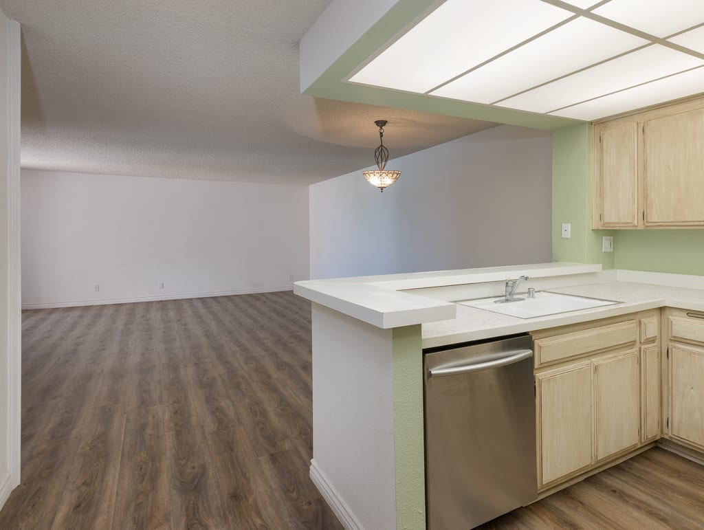 16866 Kingsbury Street Unit: 203