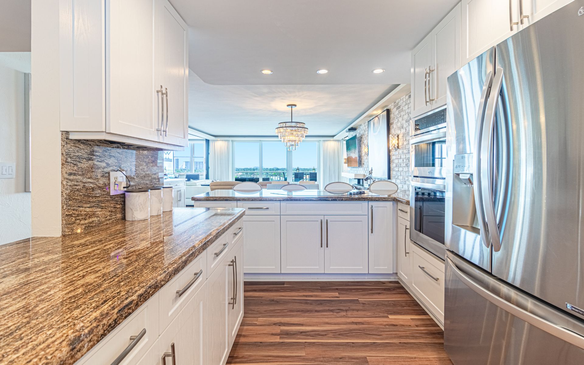 511 Bayshore Dr Unit: 808