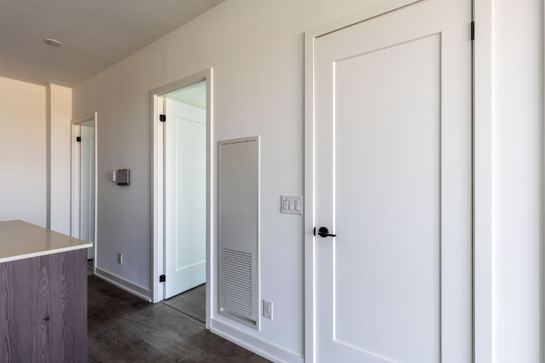 801 – 5 Defries St