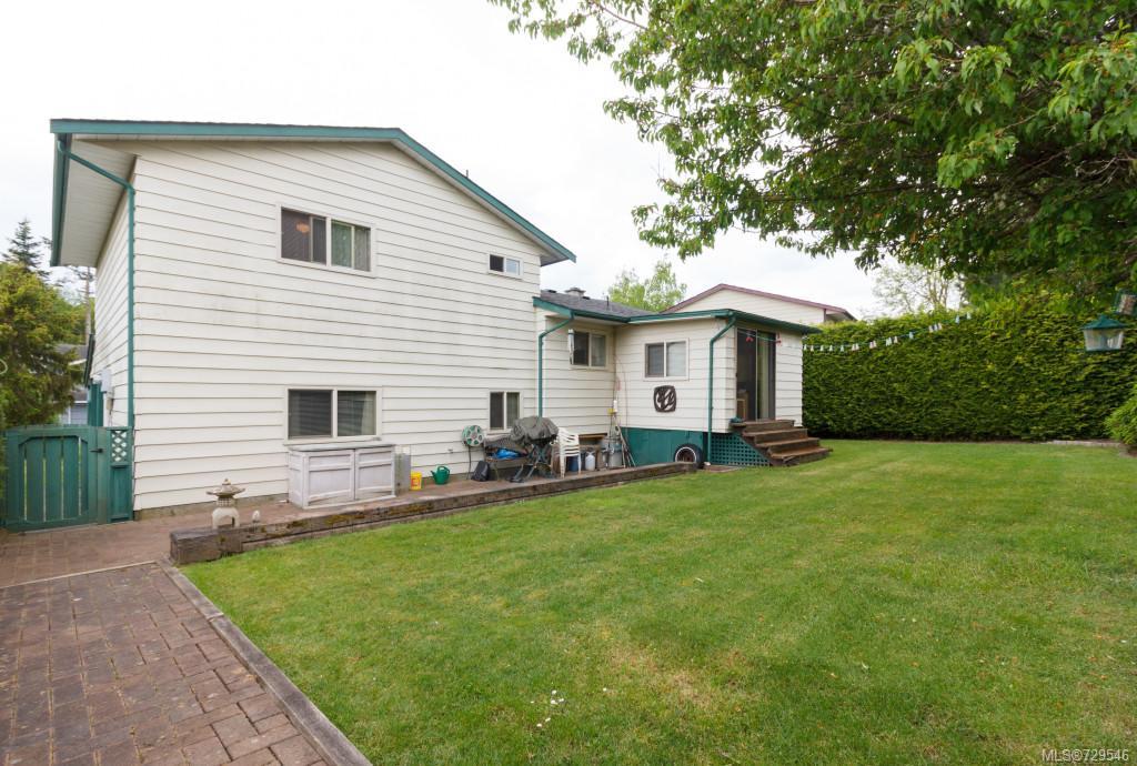 2082 Wesbrook Dr, Sidney