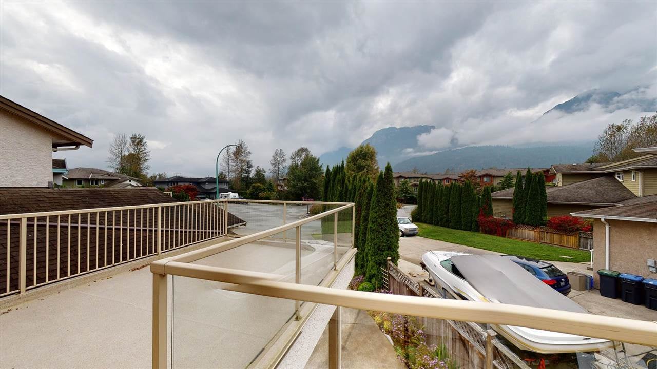1020 Tantalus Pl