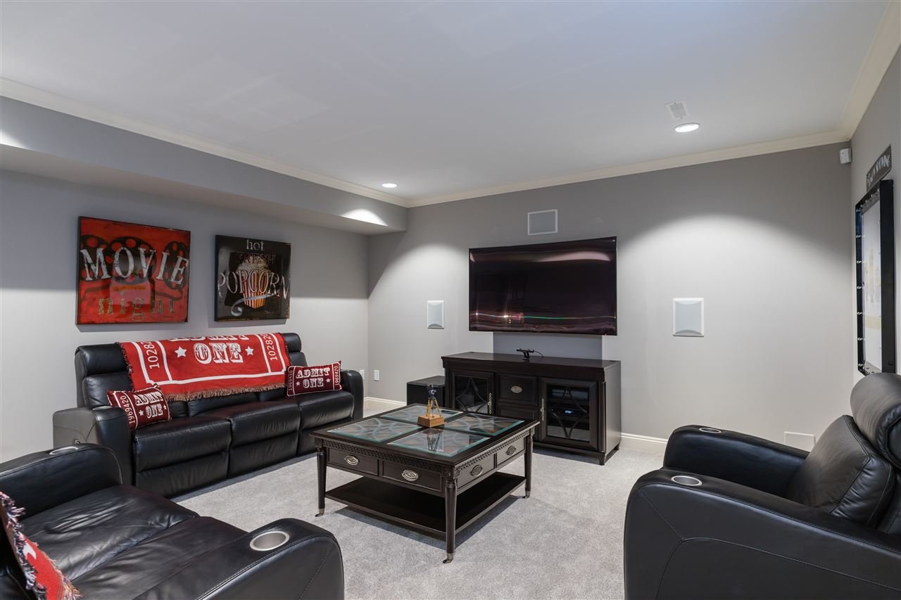 2554 163 St