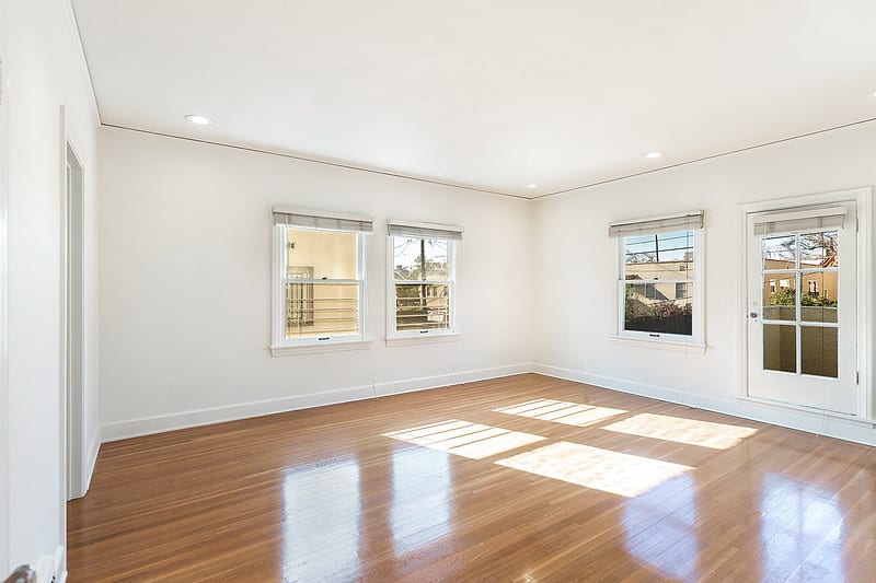 143 S Mansfield