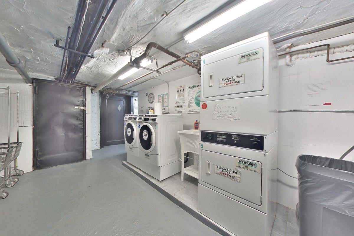 210 East 38th Street, Apt 3-B