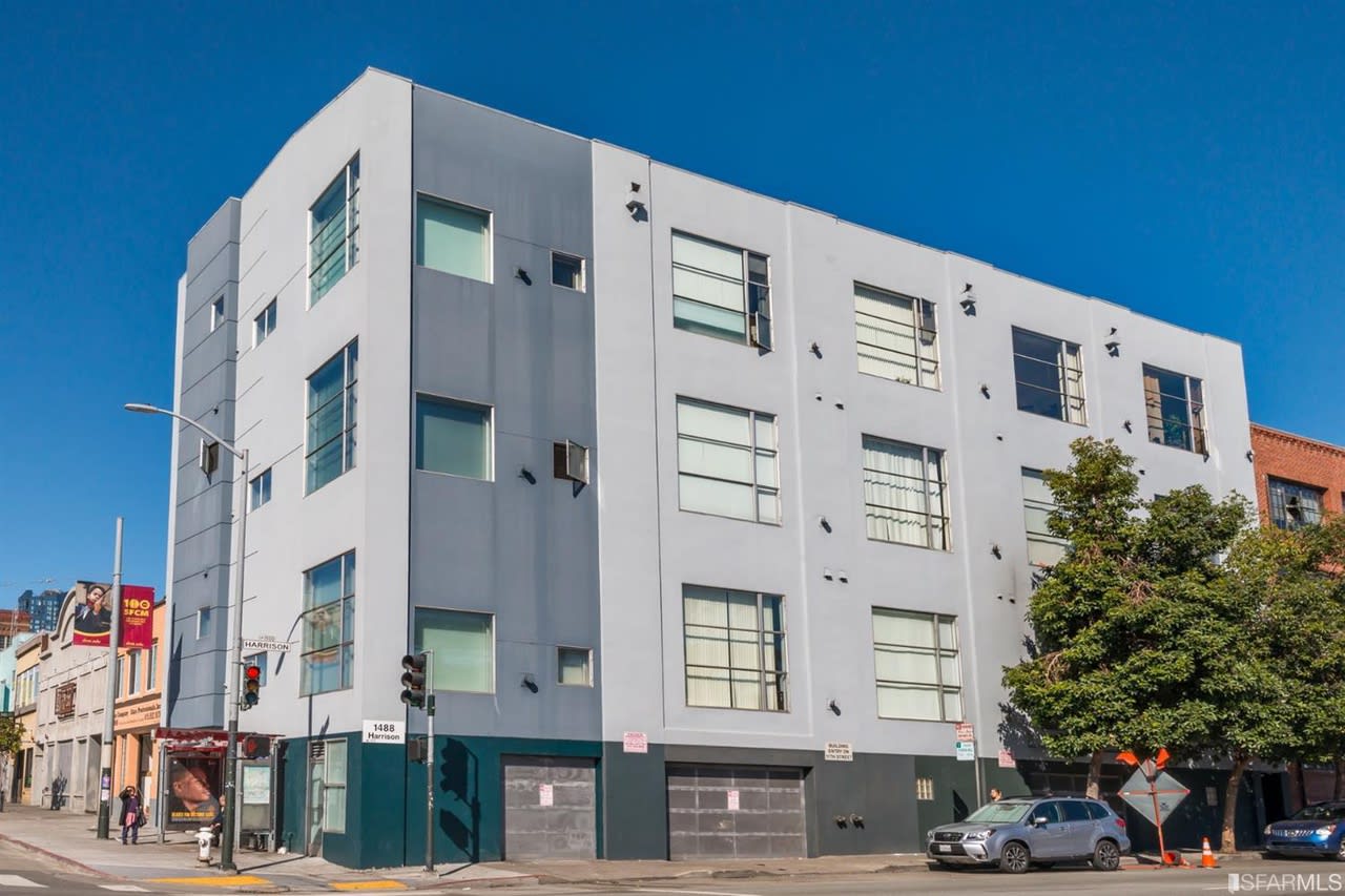 1488 Harrison St, #202