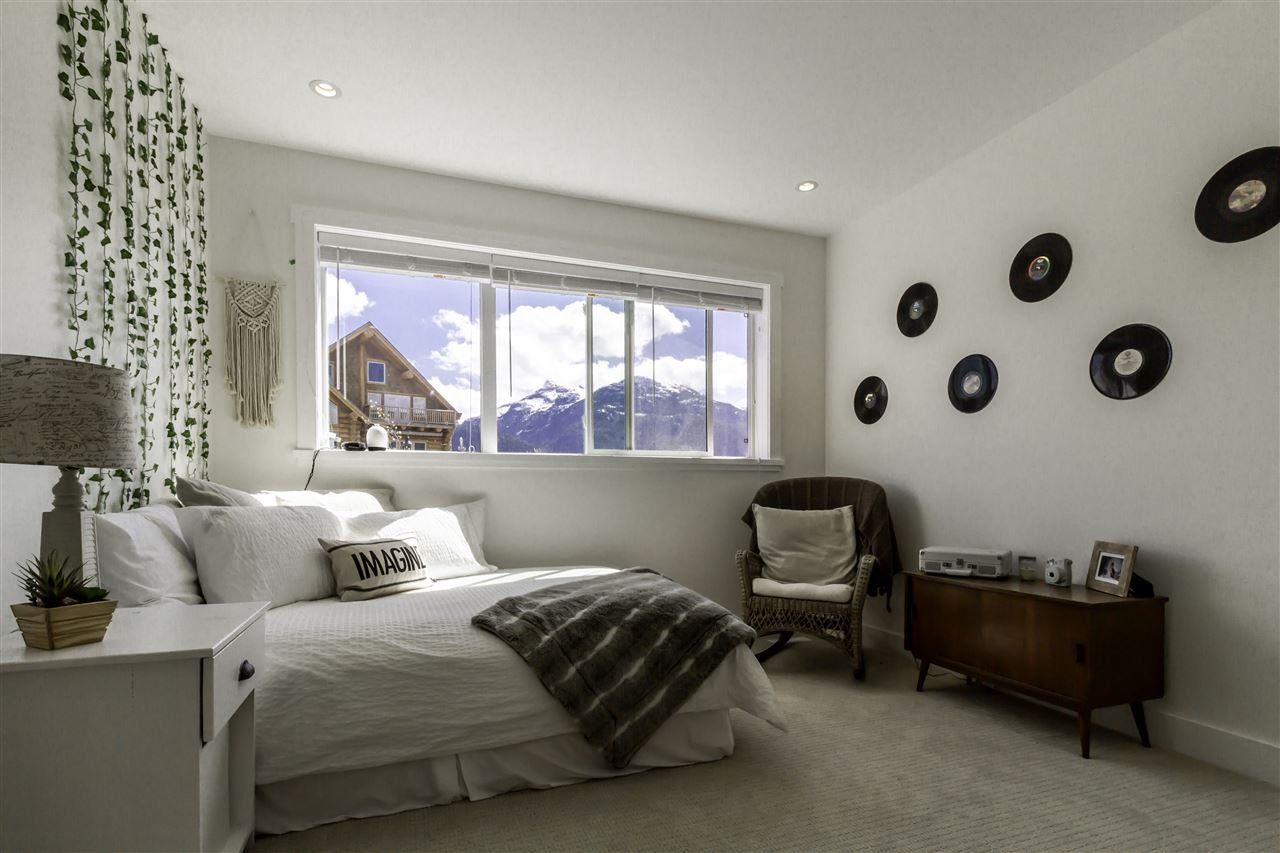 40883 The Crescent Cres