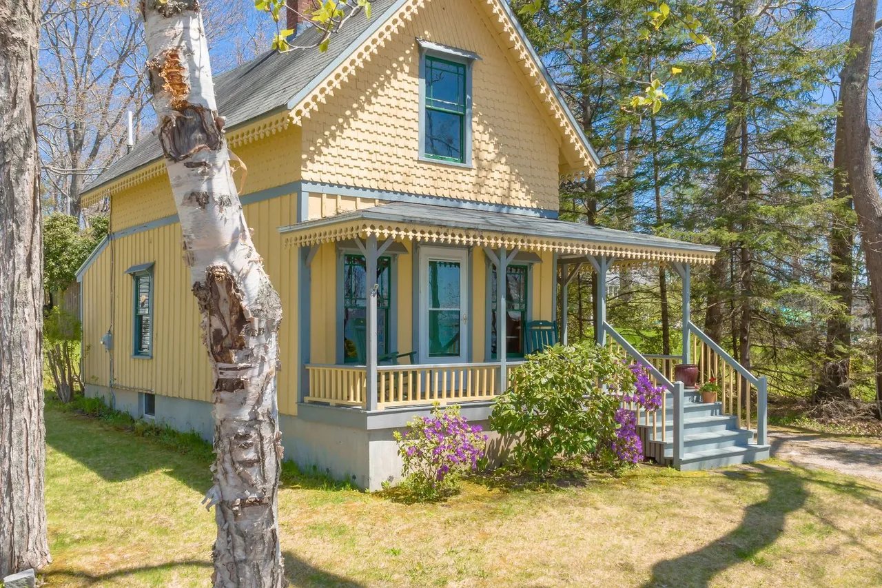 Home for Sale – 22 Nubbin Reach, Yarmouth, Maine – $875,000