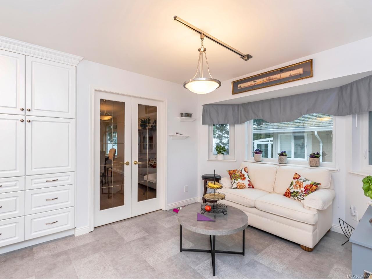 3641 Panorama Ridge, Cobble Hill